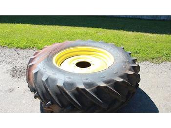 Goodyear 18.4-30  - Wheels and tires