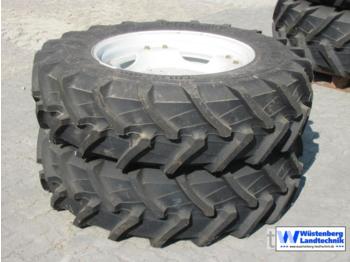 New Holland Radsatz 340/85 R28//420/85 R38 - Wheels and tires