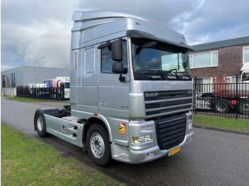 Tractor unit DAF XF 105 410 retarder manuel gearbox 2010 only 823.000 km: picture 1