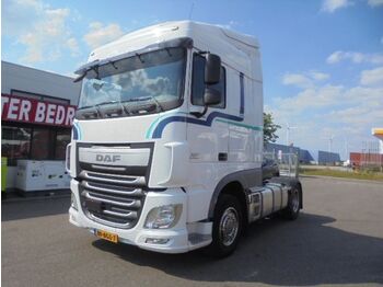 Tractor unit DAF XF 440: picture 1