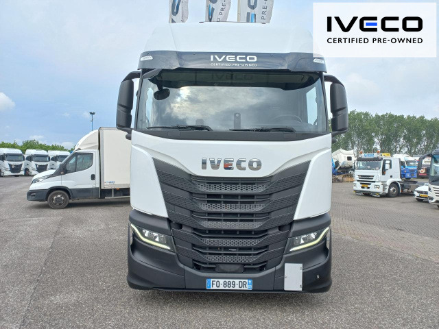 Tractor unit IVECO S-Way AS440S48T/P Euro6 Intarder: picture 11