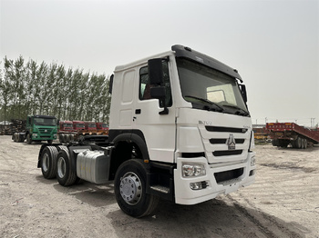 Tractor unit SINOTRUK Howo 371 Truck Head: picture 1