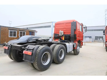 Tractor unit Shacman 6x4 drive 10 wheels tractor truck China used rig: picture 3