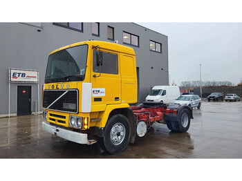 Tractor unit Volvo F 10 (MANUAL PUMP & MANUAL GEARBOX): picture 1