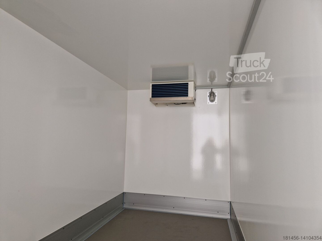 New Refrigerator trailer Wm Meyer Tiefkühlanhänger direkt verfügbar AZK 2734/180 336x170x200cm 100 isolierung Govi 230V Kühlung: picture 7