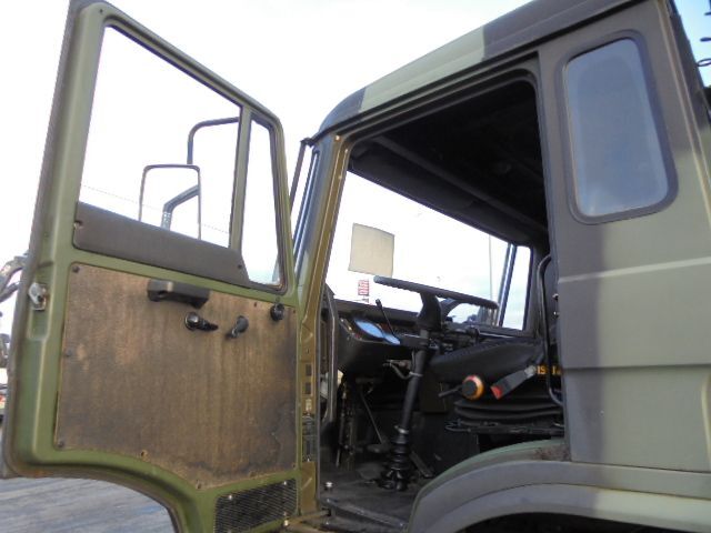 Dropside/ Flatbed truck DAF YA 4X4: picture 12