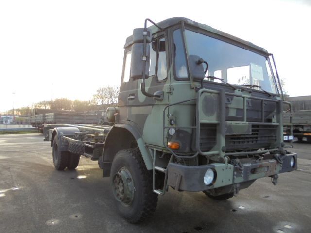 Container transporter/ Swap body truck DAF YA 5444 DNT 4X4: picture 3