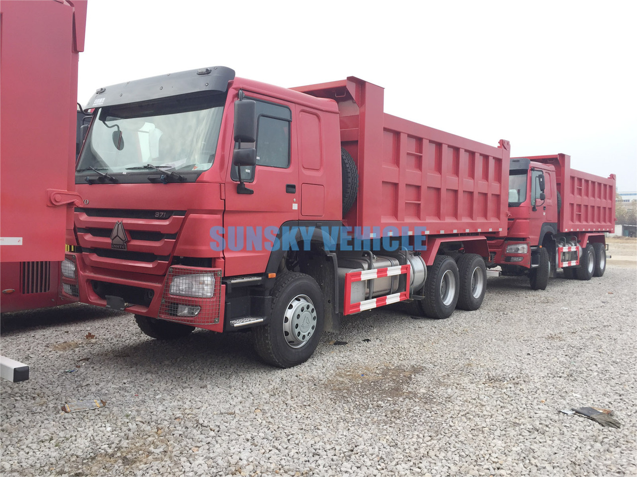 New Tipper for transportation of bulk materials HOWO Brand New 6X4 380/430HP Tipper Truck: picture 4
