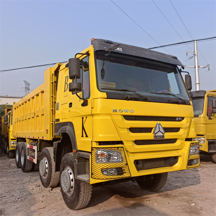 Tipper HOWO HOWO 8x4 371hp-Yellow: picture 6