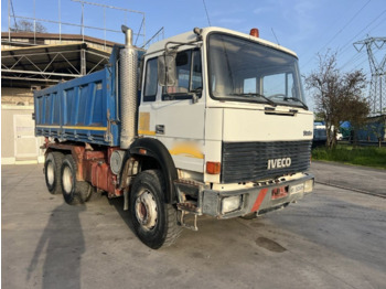 Tipper IVECO 330 42: picture 1