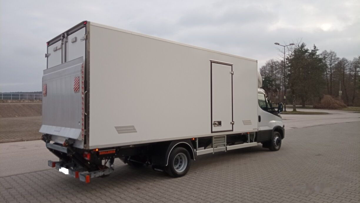 Refrigerator truck IVECO Daily 72c17: picture 7