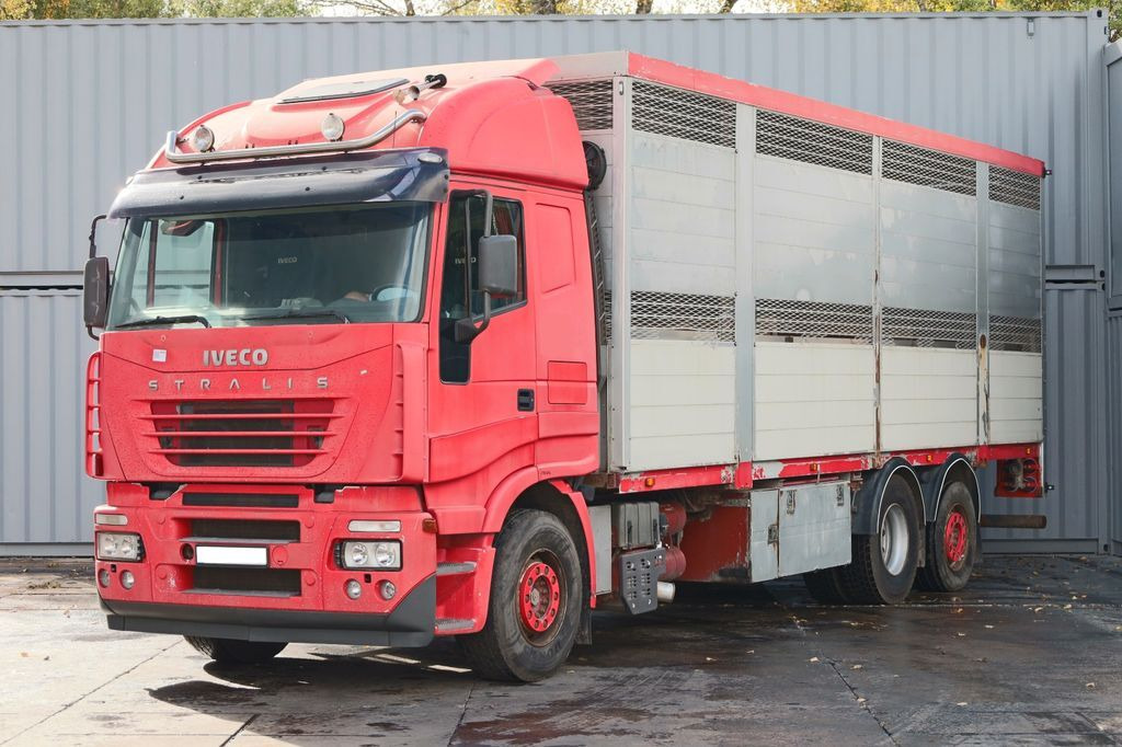 Livestock truck IVECO STRALIS 260 BDF: picture 2