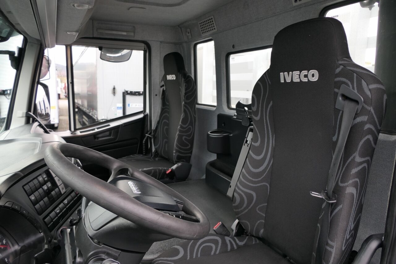 Dropside/ Flatbed truck IVECO STRALIS 330: picture 21