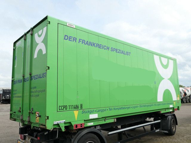 Container transporter/ Swap body truck Krone, Wechselkoffer, BDF, Schlüssellochblech: picture 3