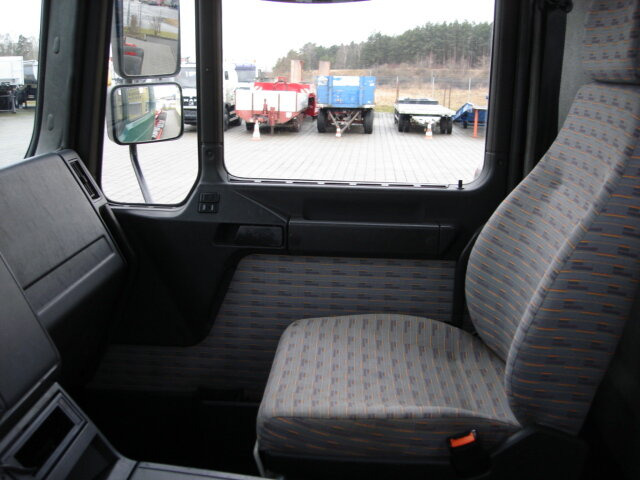 Hook lift truck MAN E69 26.403 26.403 6x2, Marrell 26.70, AHK eFH.: picture 8