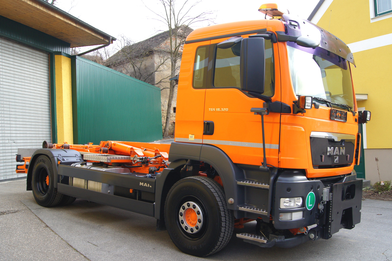 Hook lift truck MAN TGS 18.320 BL 4x2/Euro5EEV/HYVALIFT/Winterdienst: picture 8
