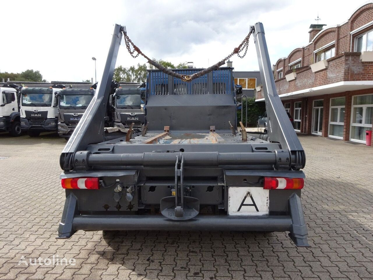Skip loader truck Mercedes-Benz 1218 Atego Skip loader: picture 8