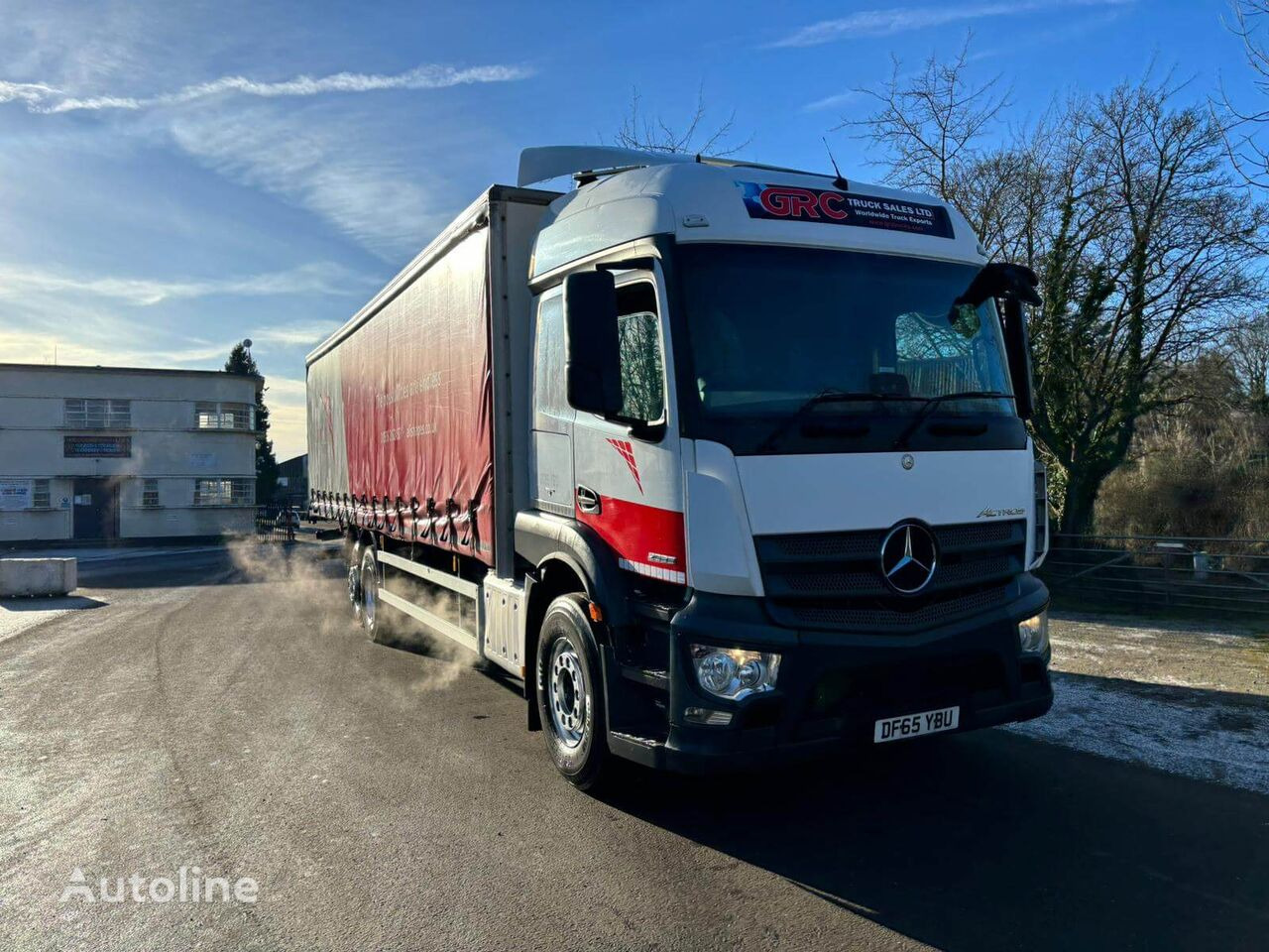 Curtainsider truck Mercedes-Benz Actros 2533: picture 3
