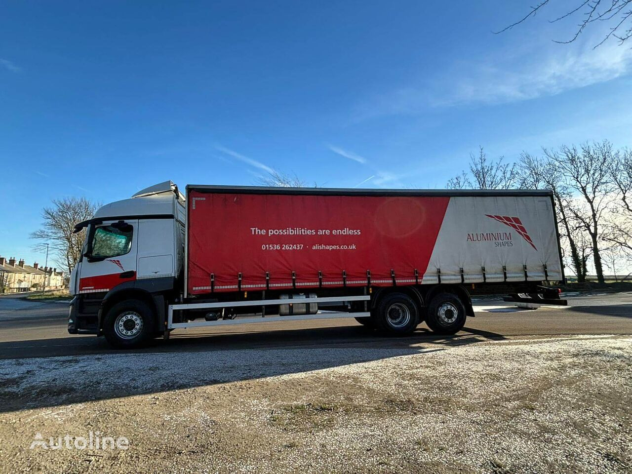 Curtainsider truck Mercedes-Benz Actros 2533: picture 13
