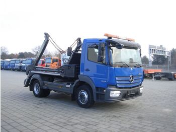 Skip loader truck Mercedes-Benz Atego 1530 K Absetzkipper TOP +Funkfernbed.: picture 1