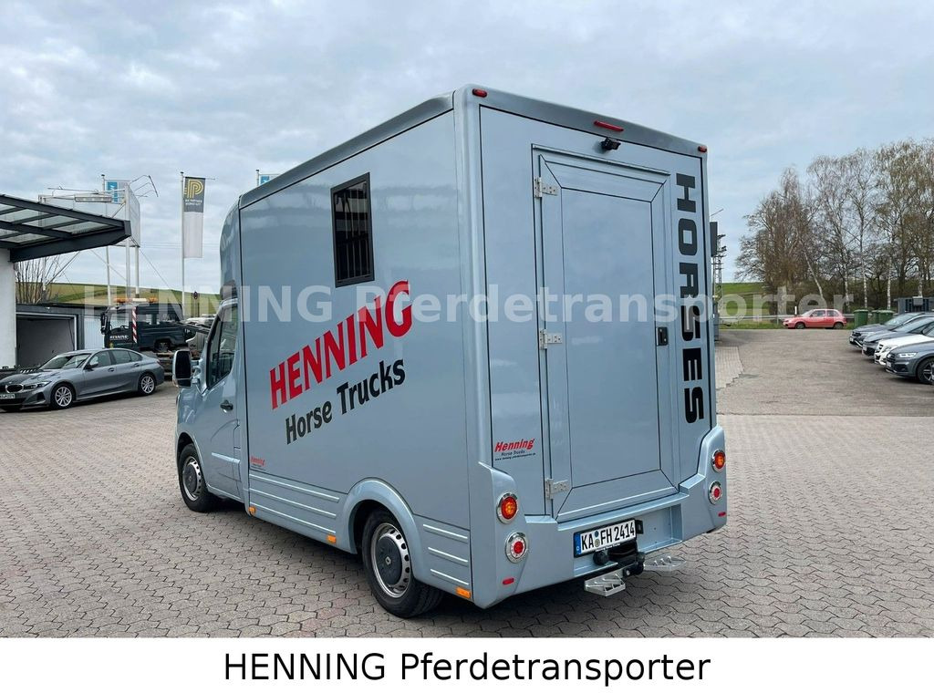Horse truck, Van Renault Master *3-Sitzer* *KURZ*: picture 2