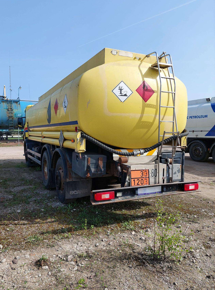Tank truck for transportation of fuel SCANIA P94.360: picture 3
