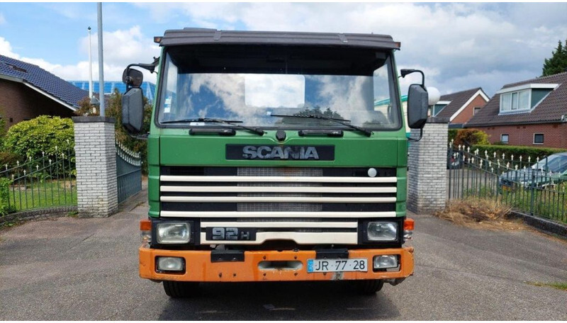 Cab chassis truck Scania P92 6x2 FULL STEEL MANUAL GEARBOX: picture 5
