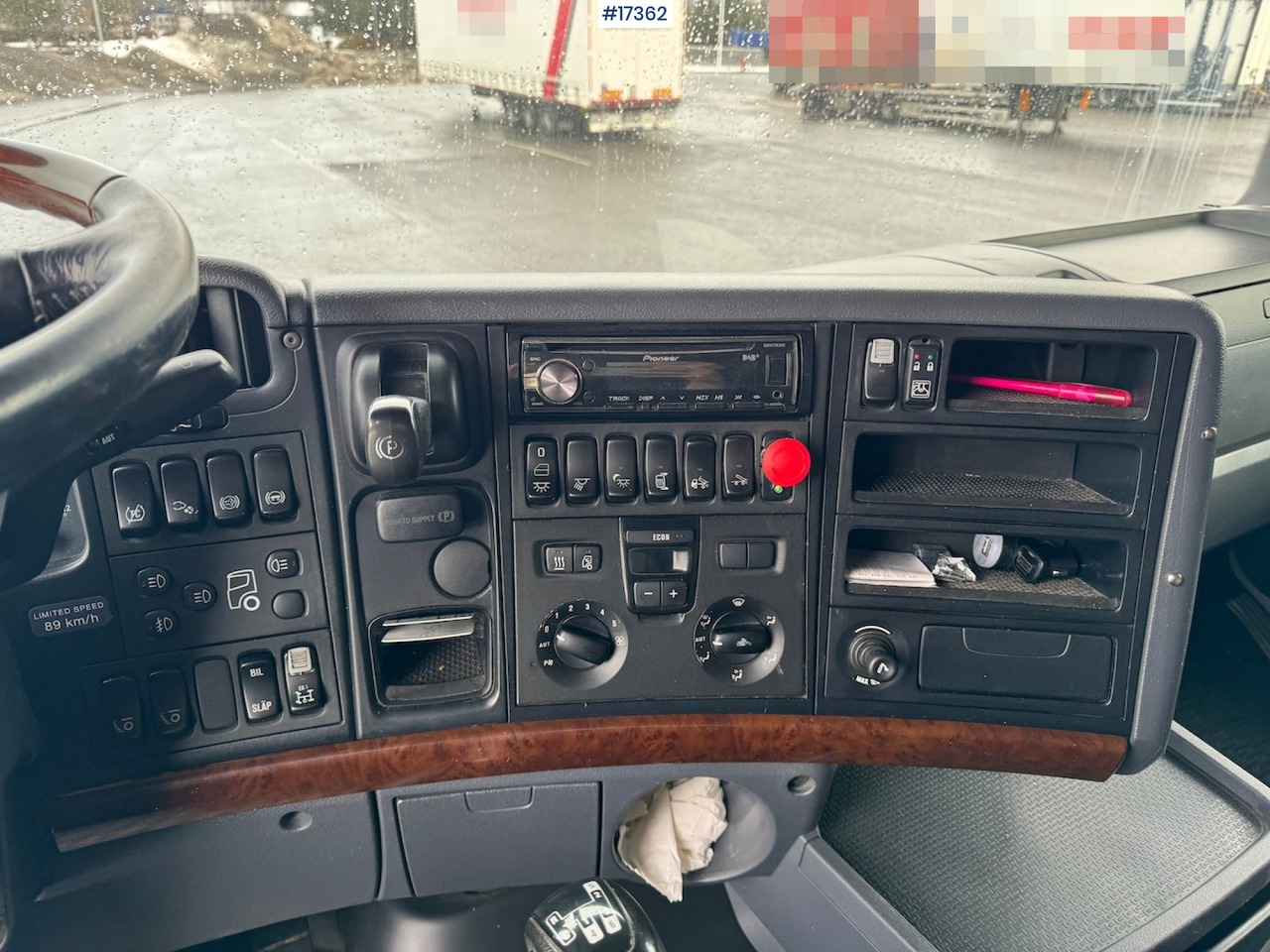Box truck Scania R620: picture 26