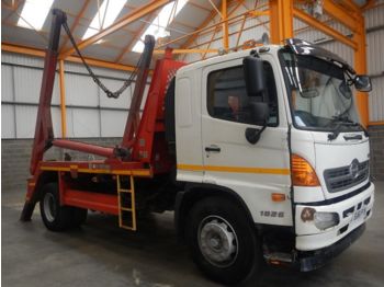 HINO 500 4 X 2, 18 TONNE SKIP LOADER – 2011 - EU61 PYH - Skip loader truck