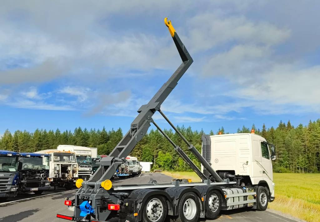Hook lift truck Volvo FH-13 8x2 4900: picture 9