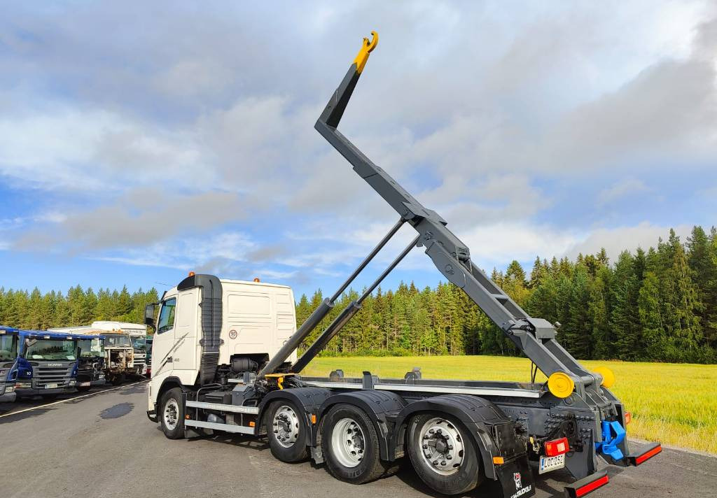 Hook lift truck Volvo FH-13 8x2 4900: picture 15