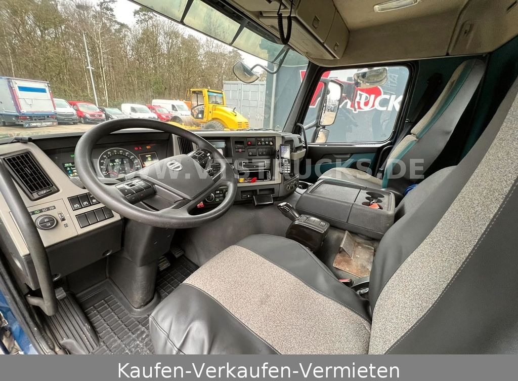 Skip loader truck Volvo FM 330 EU5 4x2 BL Absetzkipper: picture 14