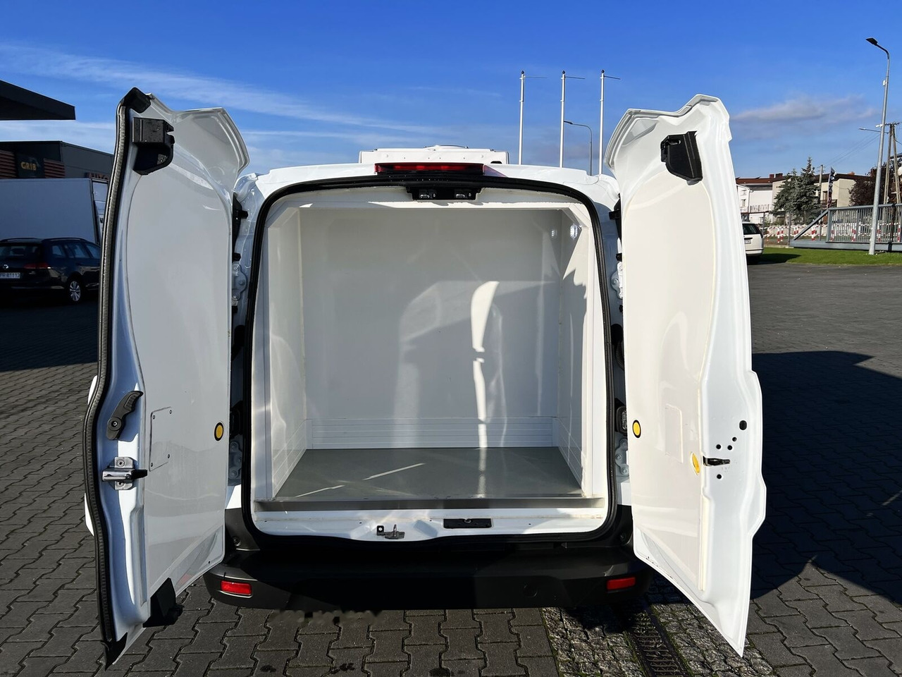 Refrigerated van Ford Transit Connect: picture 7