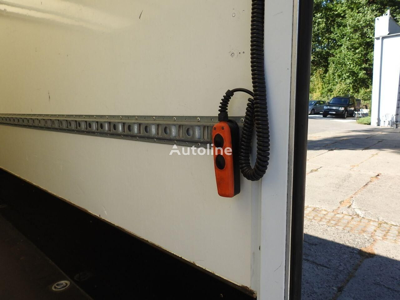 Box van Ford Transit Koffer 4,2 m + tail lift: picture 18