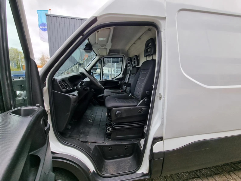Panel van Iveco Daily 35C17 WB 352 L2H2/ Airco/ Cruise Control: picture 9