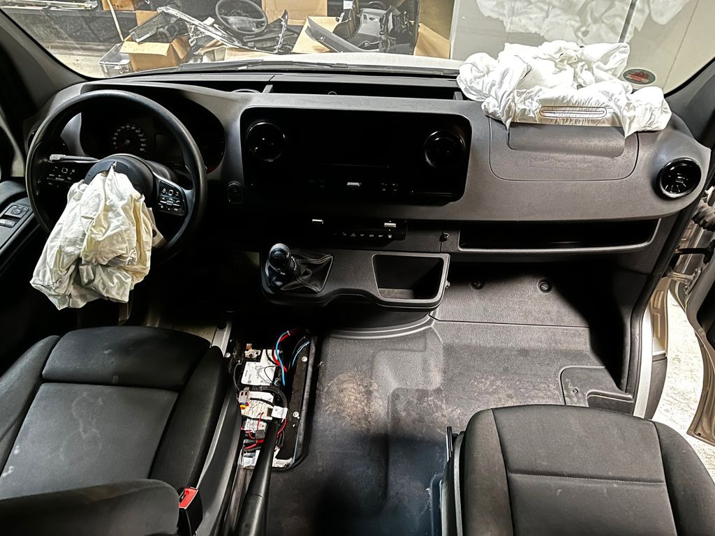 Panel van Mercedes-Benz Sprinter III 316: picture 5