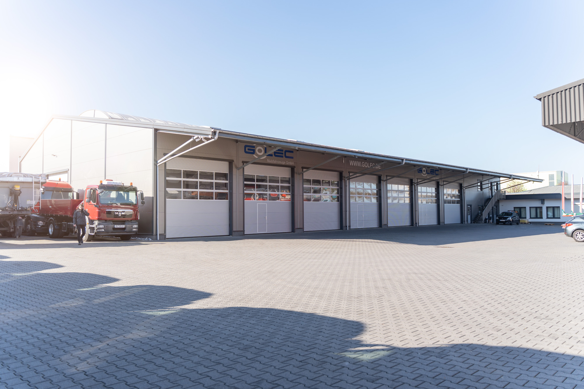 Golec Nutzfahrzeuge - Trucks - Year: 2017, 6x2, three-way tipper undefined: picture 5