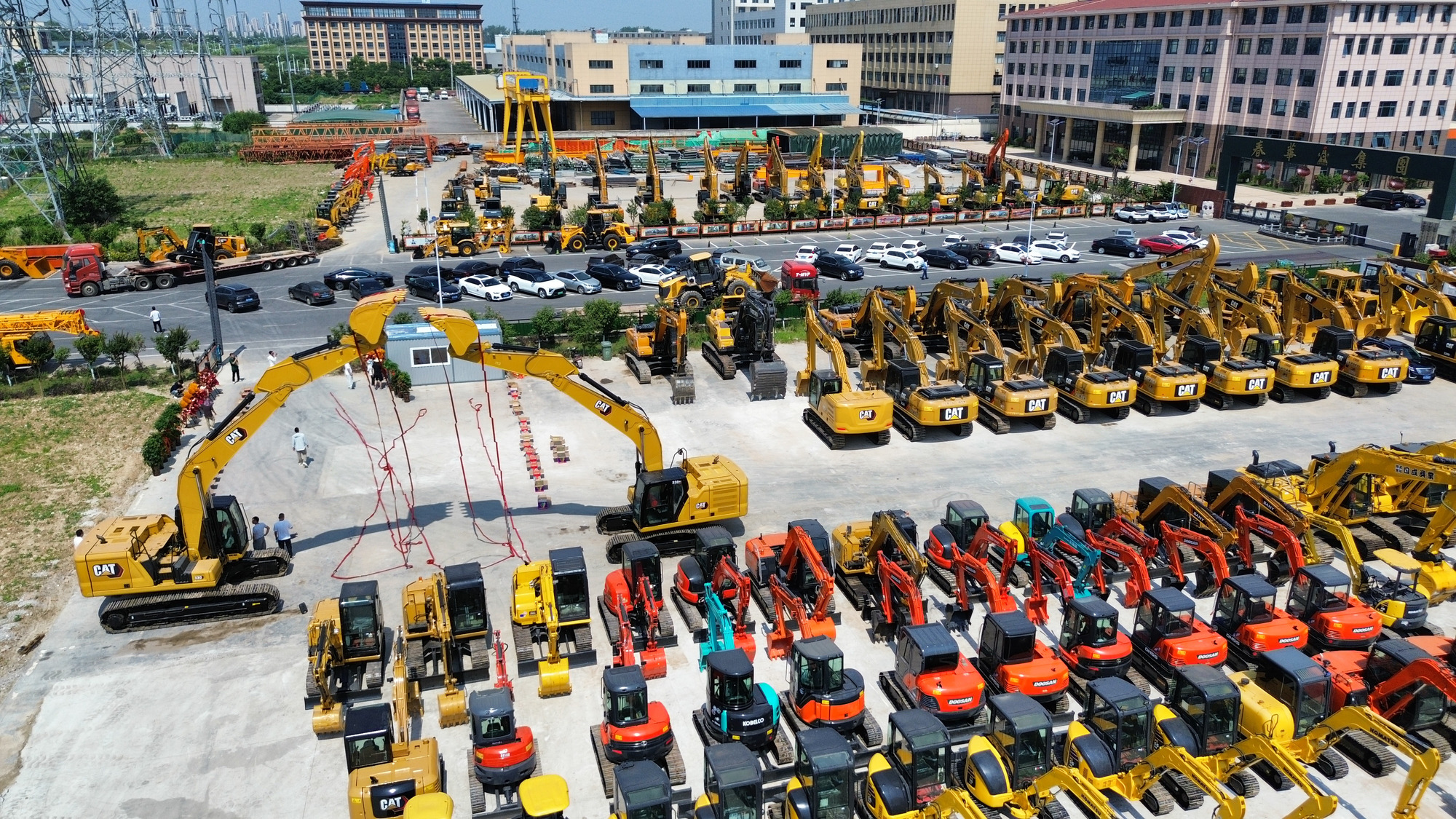 Toaks International Trading Company - Construction machinery LIUGONG undefined: picture 1