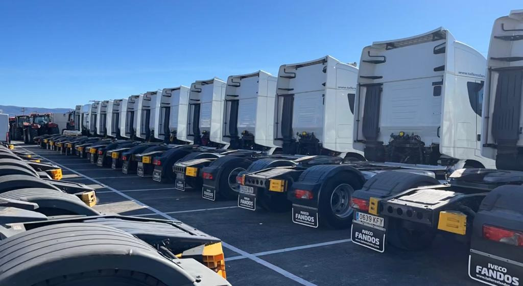 Talleres Fandos, S.L. - vehicles for sale undefined: picture 2