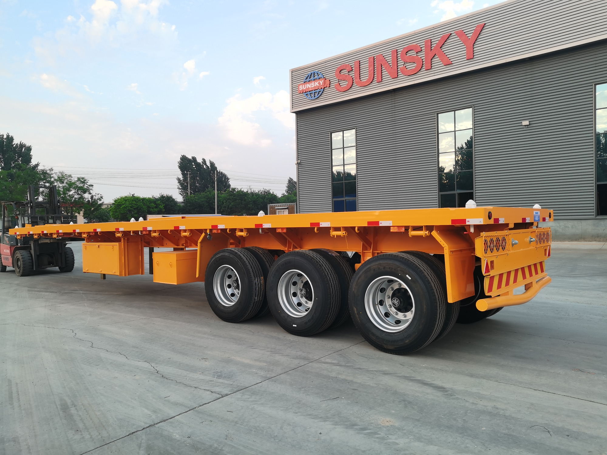 Xiamen Sunsky Vehicle Co.,Ltd - Tractor units SINOTRUK HOWO - Year: 2024 undefined: picture 4