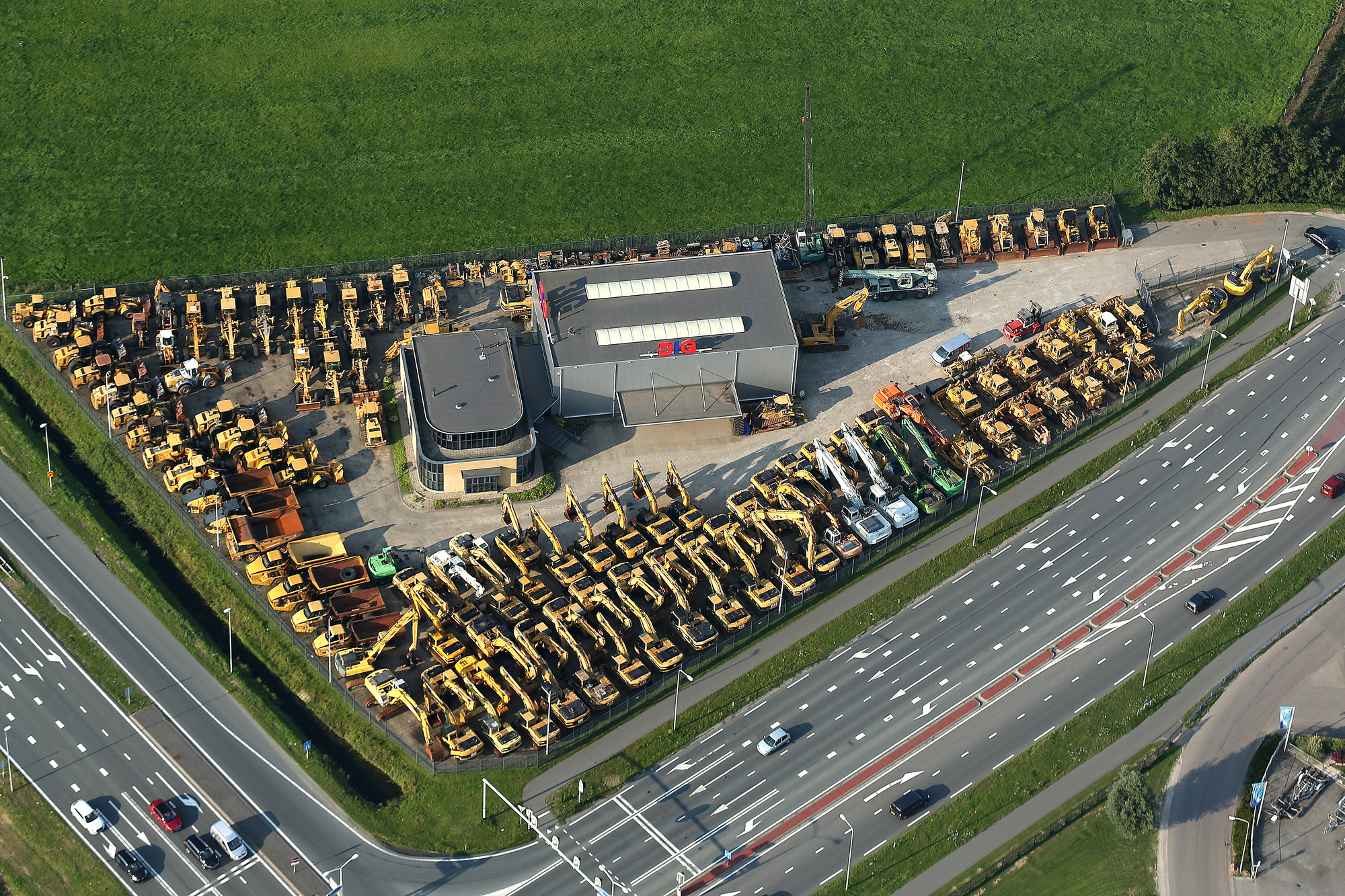 Big Machinery B.V. - Attachments VERACHTERT - Year: 2013 undefined: picture 3