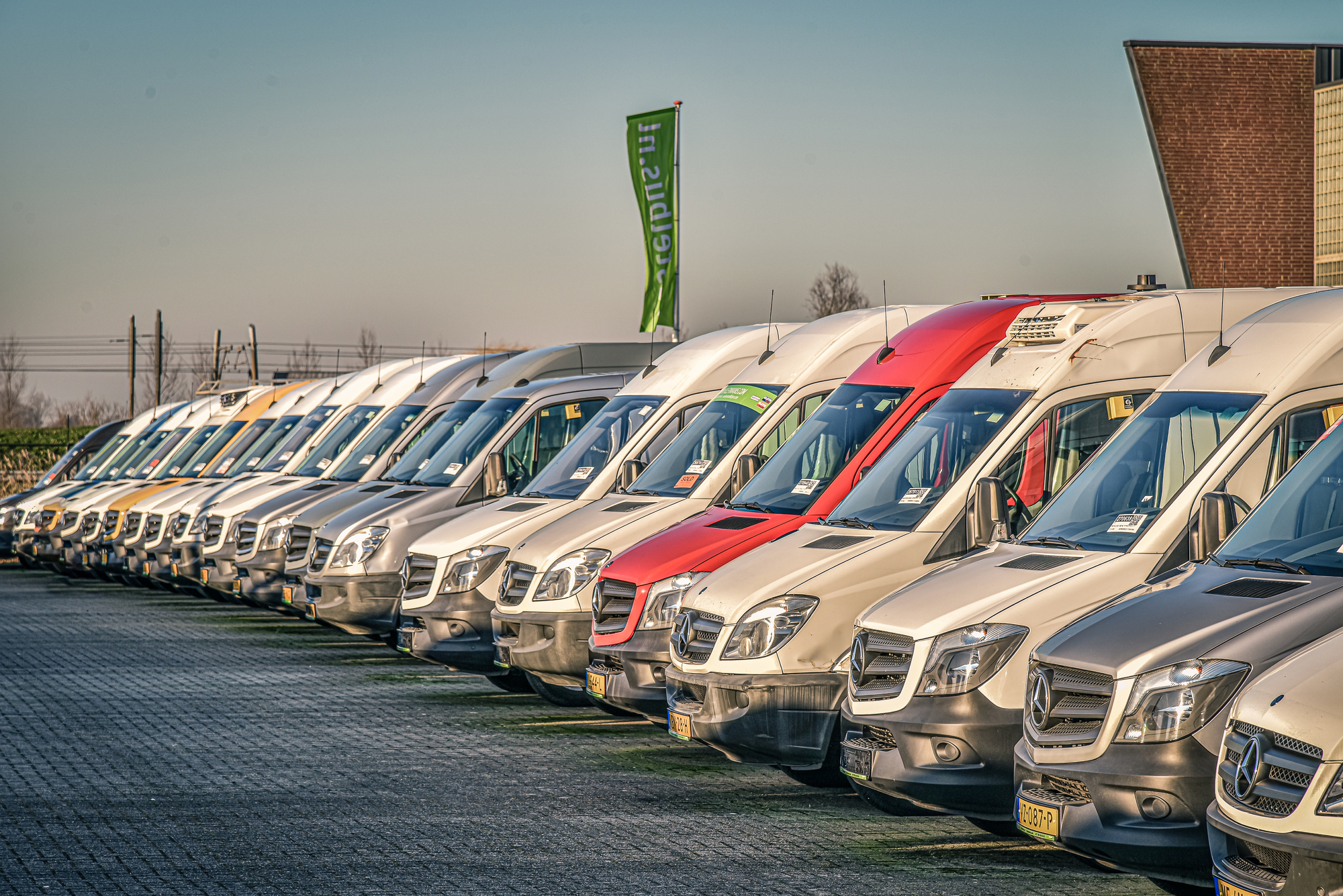 Kleyn Vans B.V. - Vans - diesel, gearbox: automatic undefined: picture 1