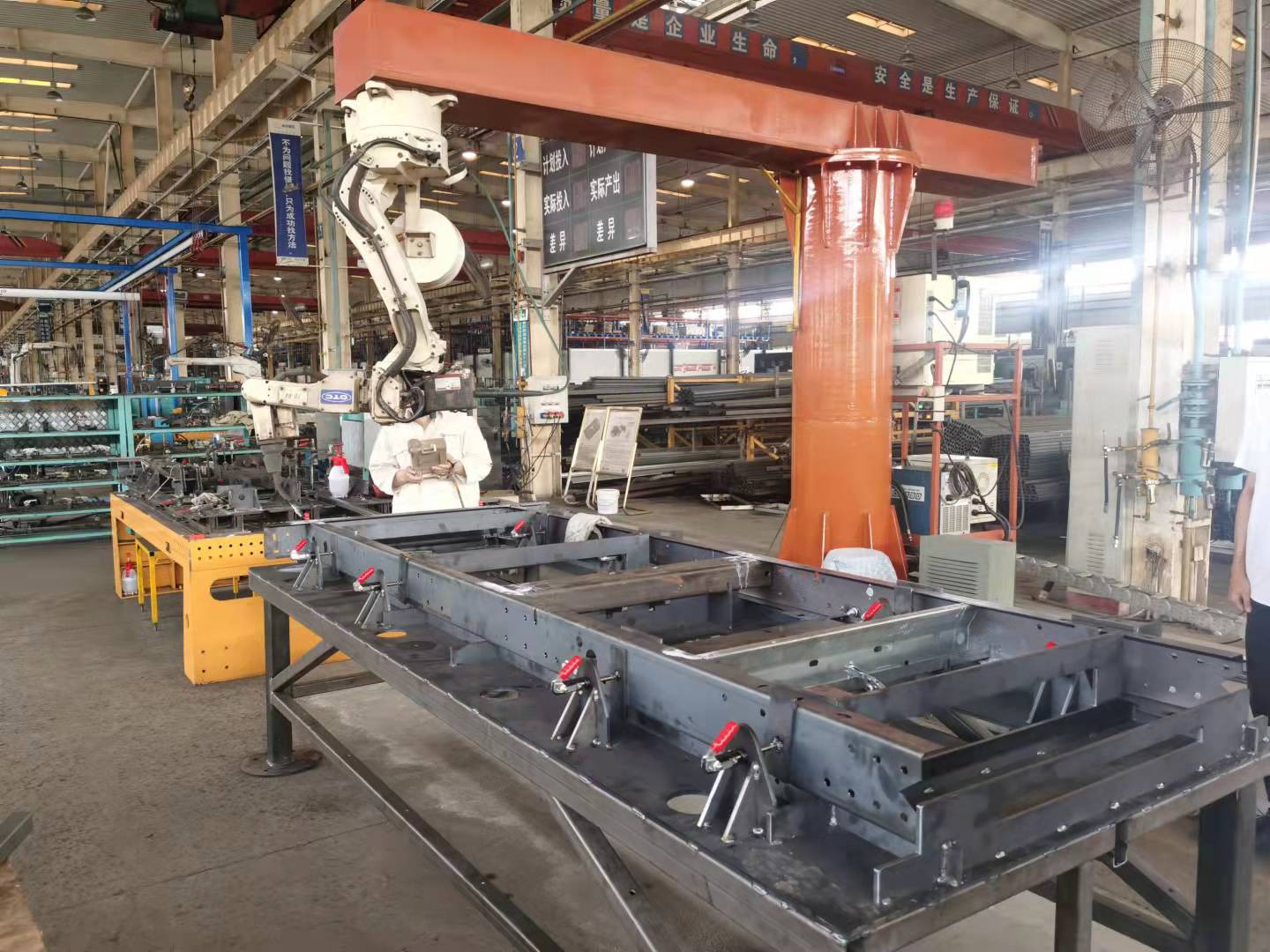 XIAMEN JUSTSUN INTELLIGENT EQUIPMENT CO., LTD - Semi-trailers - damaged undefined: picture 1