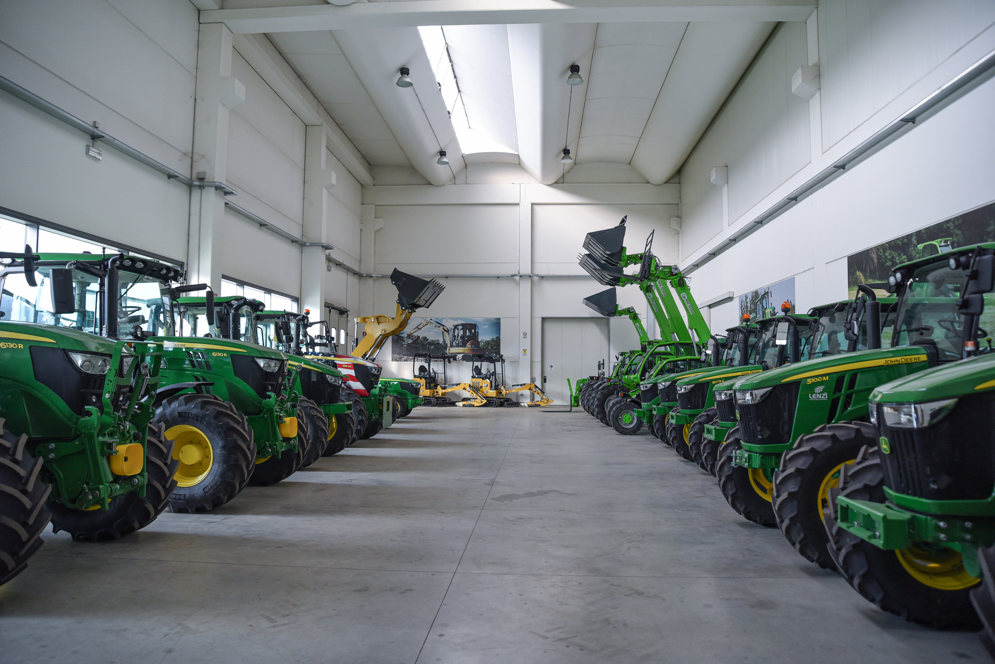 Lenzi S.p.A. - Construction machinery undefined: picture 1