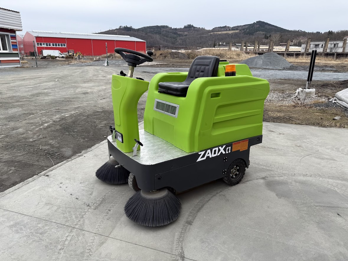 ZAOX CONSTRUCTION MACHINERY A.S. undefined: picture 11