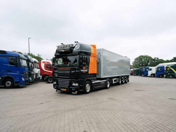 Hesselink Trucks B.V. - Vans - gearbox: manual undefined: picture 6