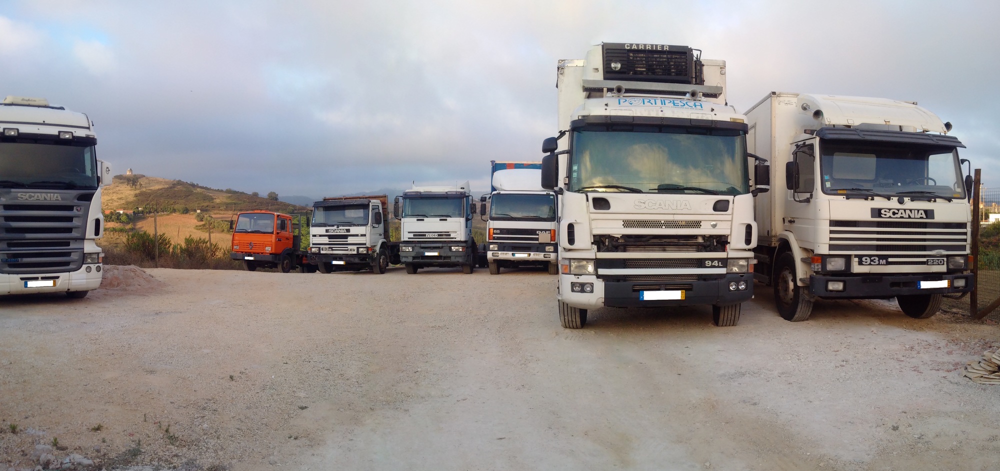 Britannia Export Consultants Limited - Tractor units undefined: picture 28