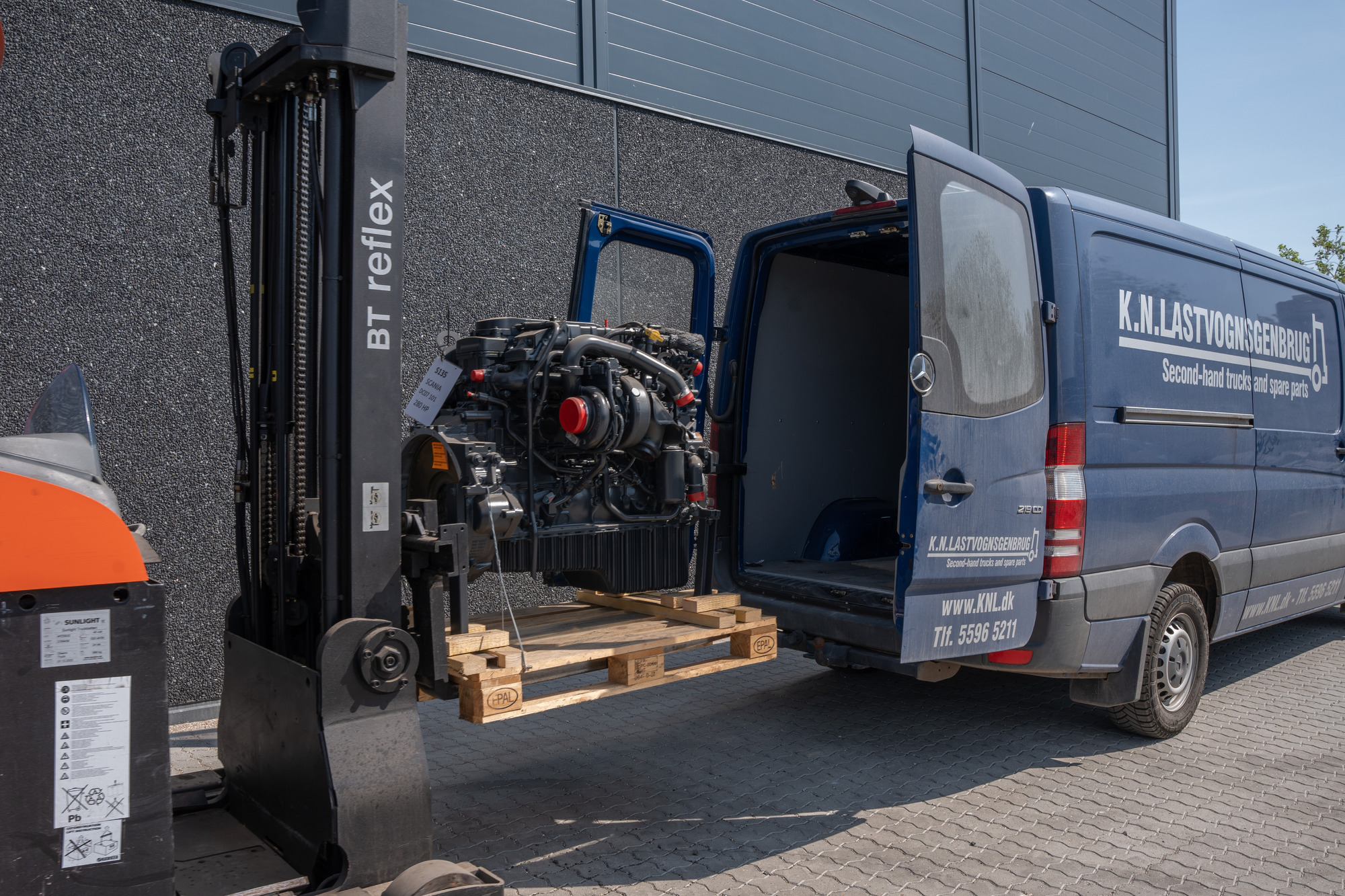 KNL TRUCKPARTS ApS - Spare parts undefined: picture 3