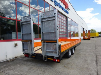 New Low loader trailer for transportation of heavy machinery Möslein TTT 11-6,2 BR Orange Tandemtieflader mit breiten RampenNeufahrzeug: picture 3 New Low loader trailer for transportation of heavy machinery Möslein TTT 11-6,2 BR Orange Tandemtieflader mit breiten RampenNeufahrzeug: picture 3