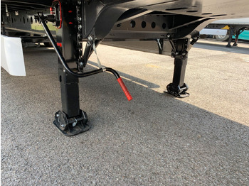 Curtainsider semi-trailer Wielton Curtain Master MEGA: picture 5